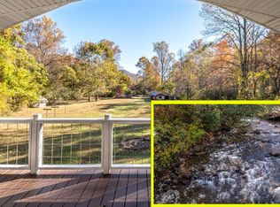 64 Wayah Woods Ln, Franklin, NC 28734