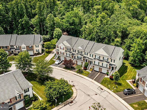 2nd image of 436 Glenn Rose Cir