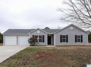 220 Barberry Ln, Toney, AL 35773