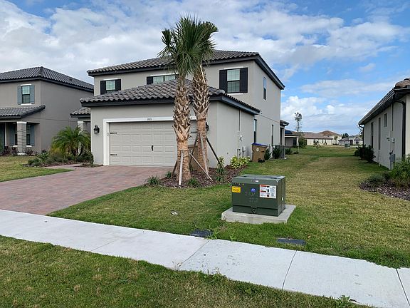 3rd image of 1601 Goblet Cove St