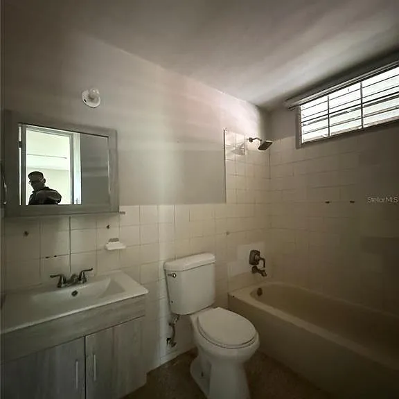 E-20 Calle 4 Santa Rosa — Photo 10