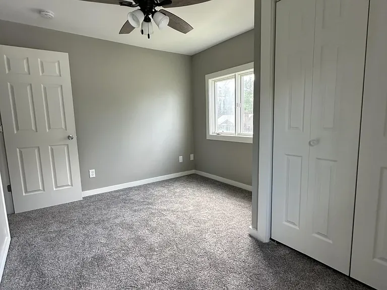 716 Weller Ave — Photo 7