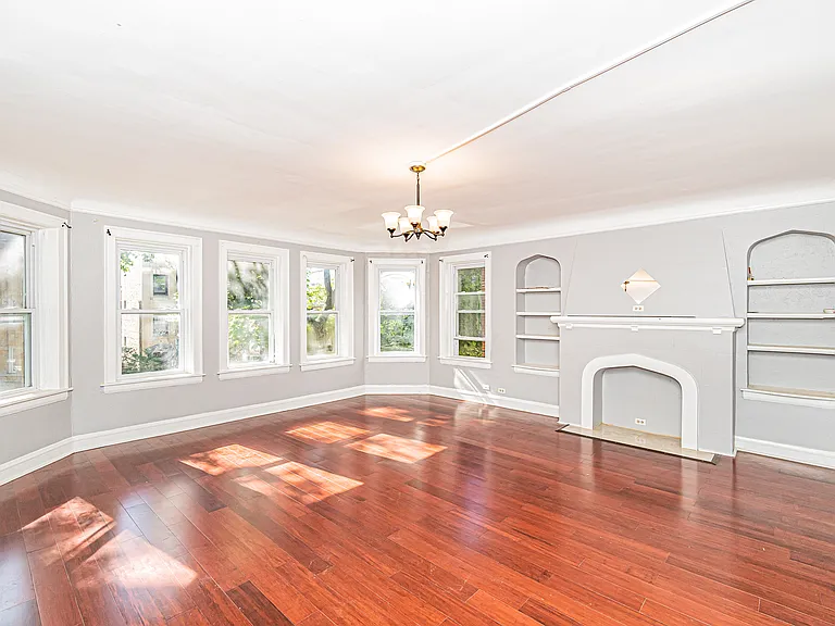 6323 N Francisco Ave #2 — Photo 3