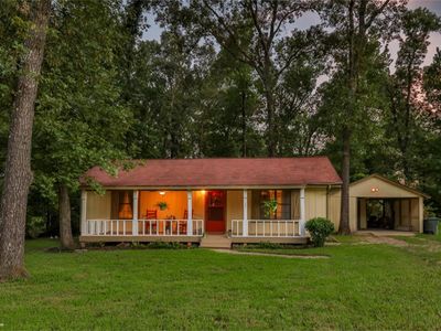 151 Town And Country Dr, Huntsville, TX, 77320