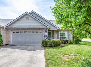 110 La Casa Ln, Lenoir City, TN 37771