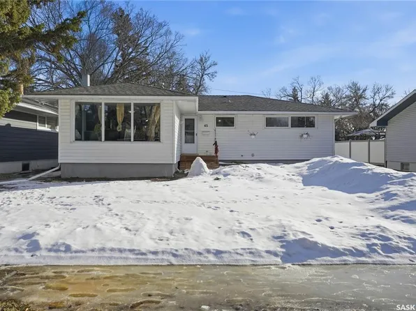 45 Gardiner AVENUE, Regina, SK S4S 4P5