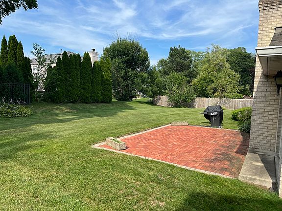 5th image of 3510 River Falls Dr