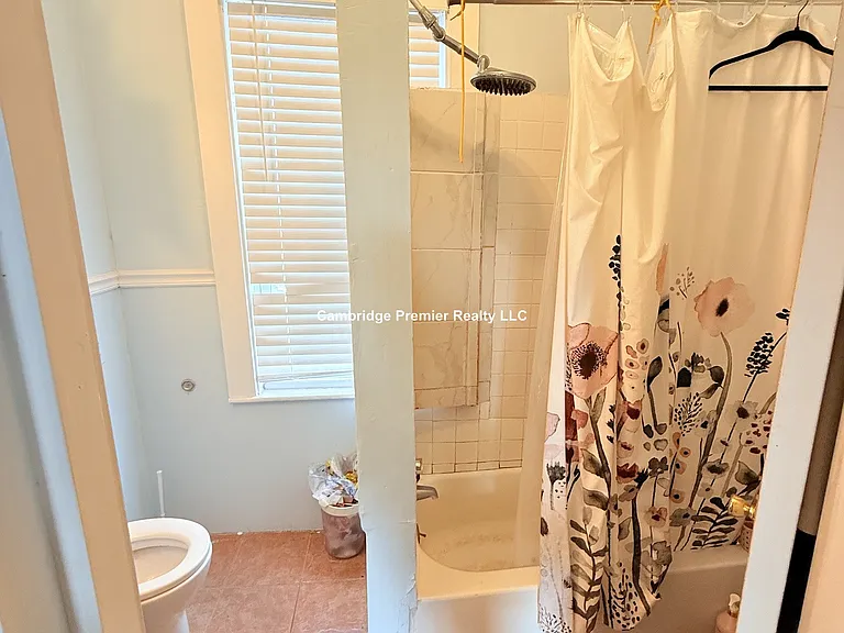 54 Pleasant St #2 — Photo 8