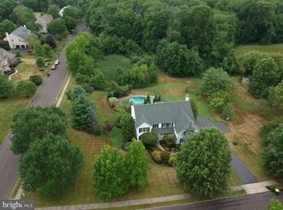 4880 Hunt Field Dr, Doylestown, PA 18902