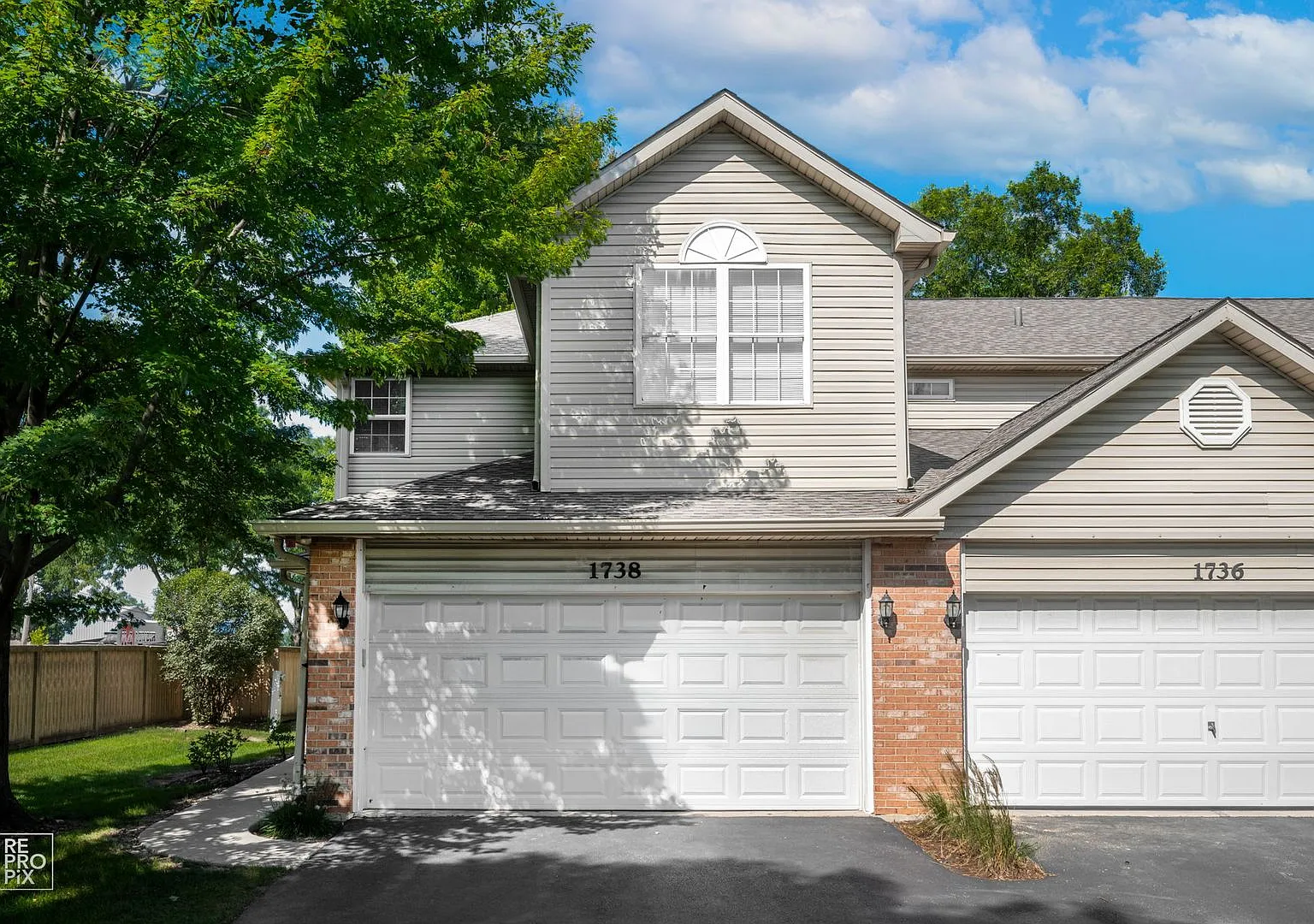 End Unit Three Bedroom Two and a Half Bath in North Naperville — Photo 1