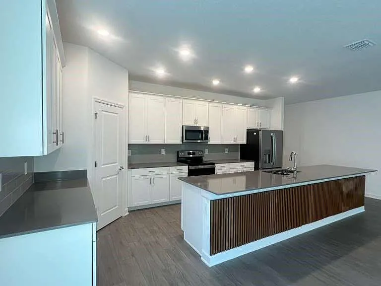 11701 Language Way — Photo 12