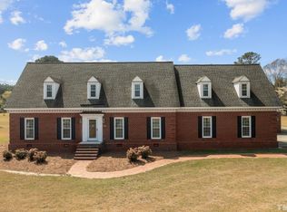 15 Atkins Ferry Ct, Lillington, NC 27546