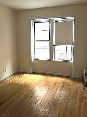 3rd image of 515 W 111th St #3H