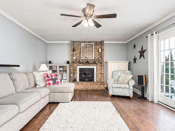 2nd image of 13520 Daysprings Way