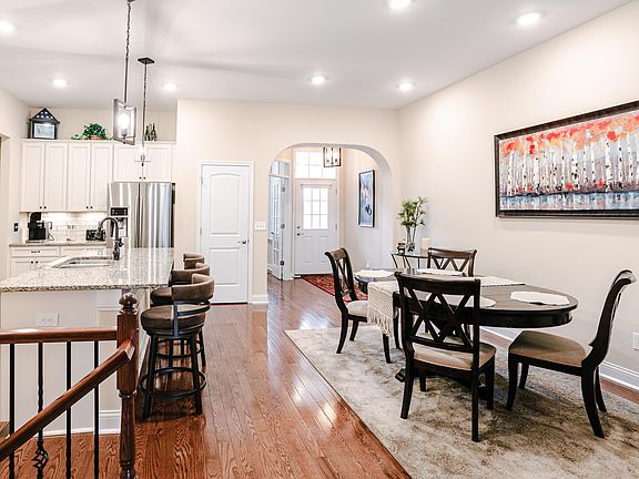 4th image of 2601 Sweet Harmony Ln