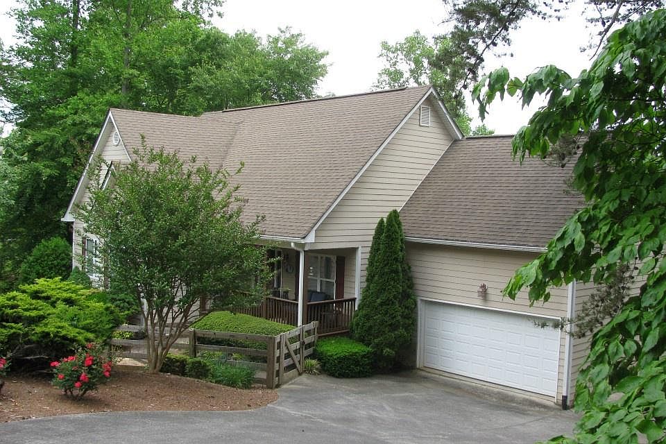 1st image of 2132 Red Banks Dr