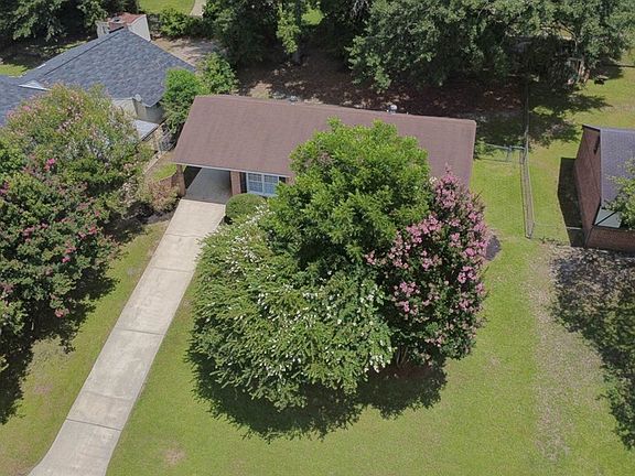 3rd image of 2574 Harwich Cir