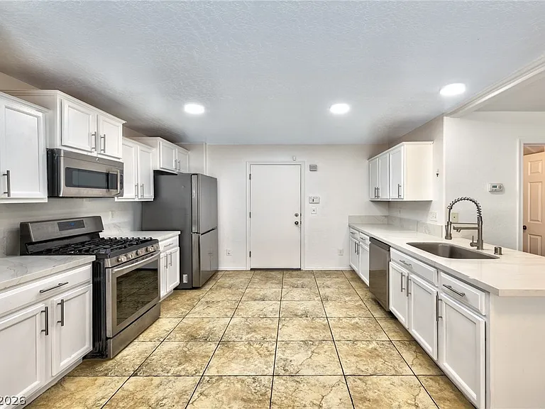 8940 Marmo Ave — Photo 4