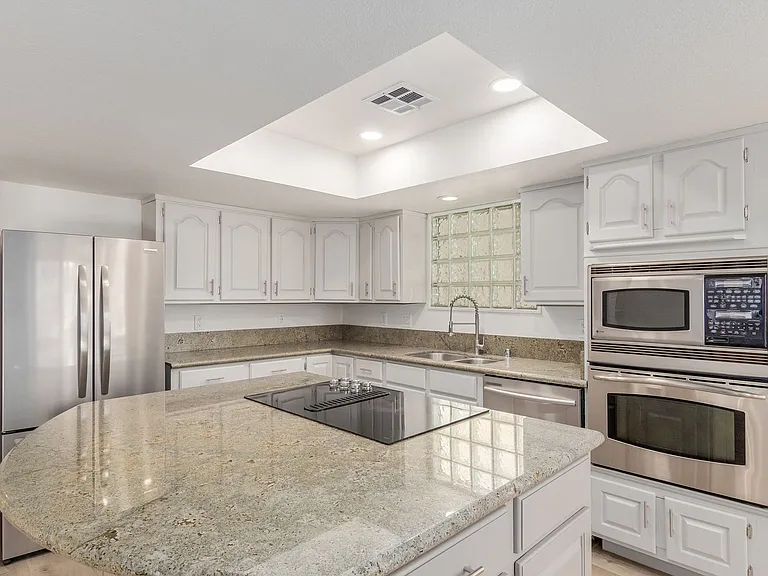 861 Vegas Valley Dr — Photo 15