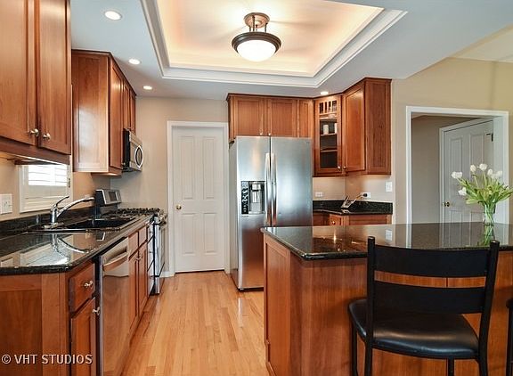 3rd image of 163 N Larch Ave