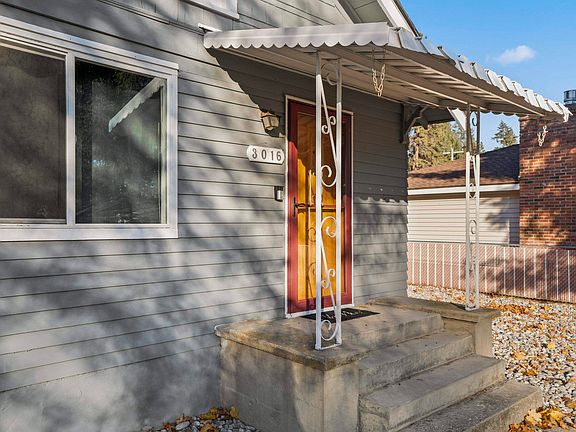 3rd image of 3016 W Garland Ave