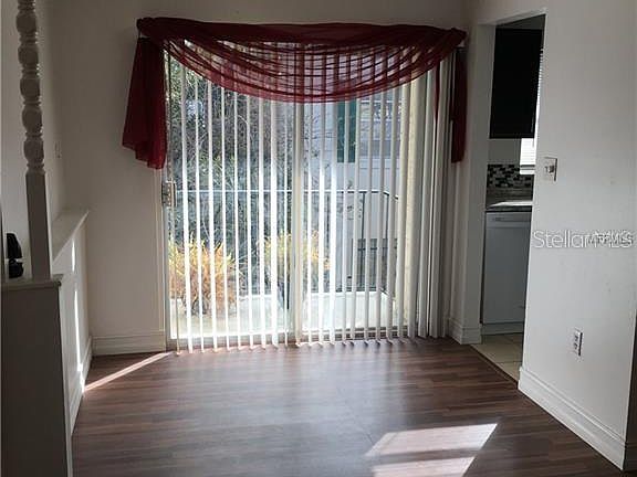 2nd image of 1918 Honour Rd APT 4
