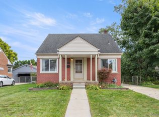 3607 Willow St, Dearborn, MI 48124