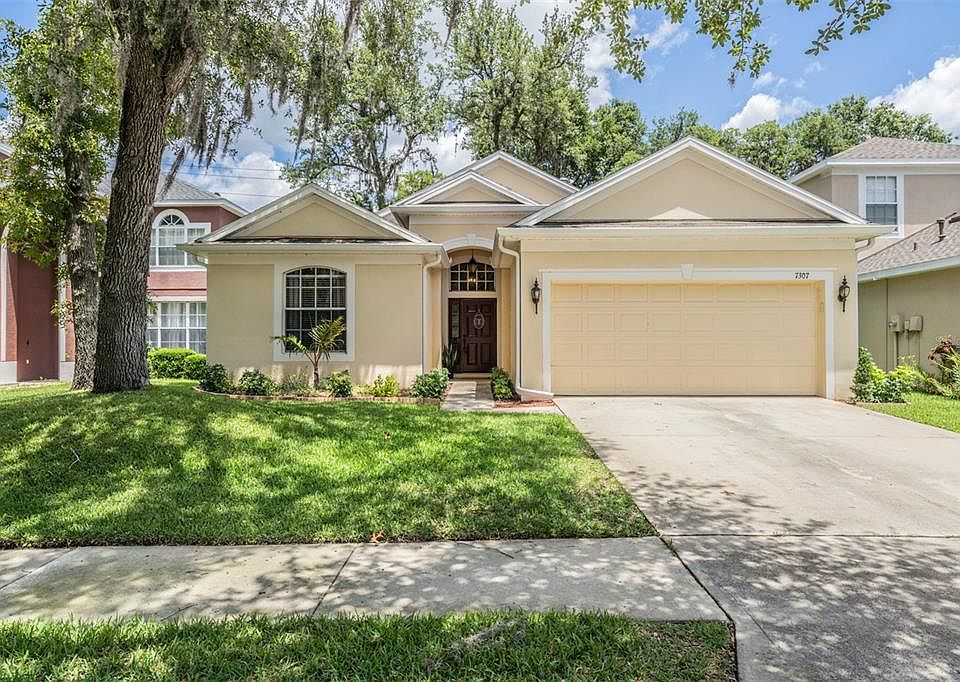 1st image of 7307 Brightwater Oaks Dr