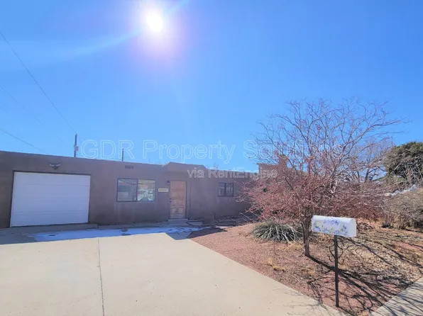 2706 Socorro St NW, Albuquerque, NM 87104