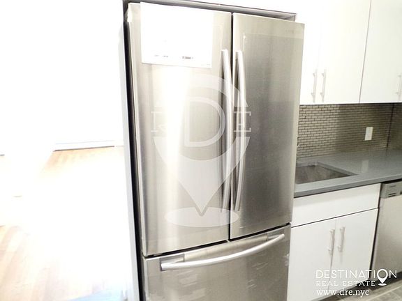 5th image of 318 Warren St APT C8