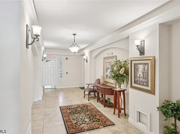 3969 Pomodoro Cir Unit 201, Cape Coral, FL 33909