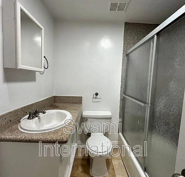 1131 S Beacon St #9 — Photo 9