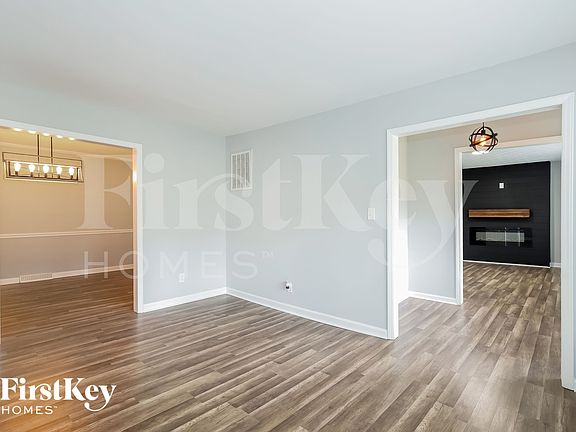 4th image of 2816 Scarlet Cir