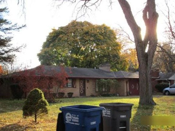 2nd image of 3553 Claudia Dr