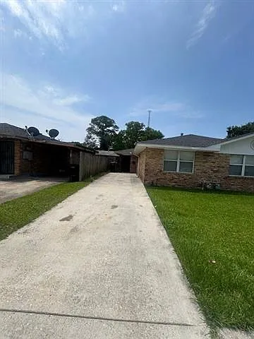 2243 Kraft Pl Photo 1