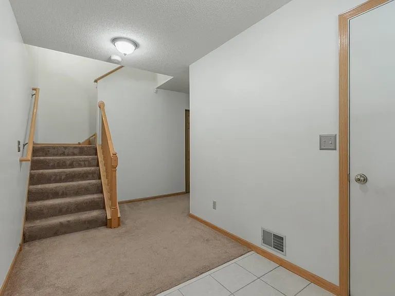 547 Woodduck Dr — Photo 6
