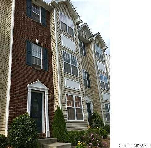 2nd image of 10050 Treeside Ln
