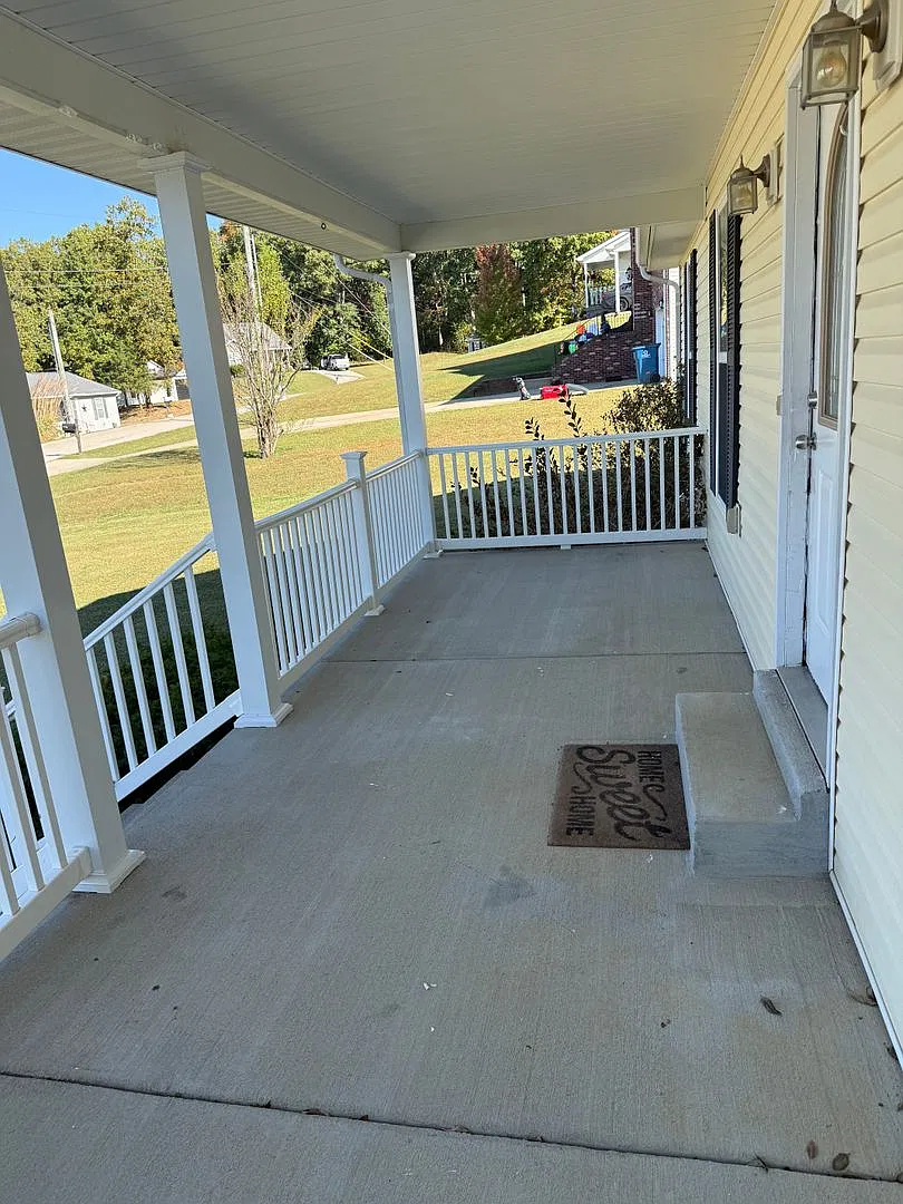 364 School Side Dr — Photo 3