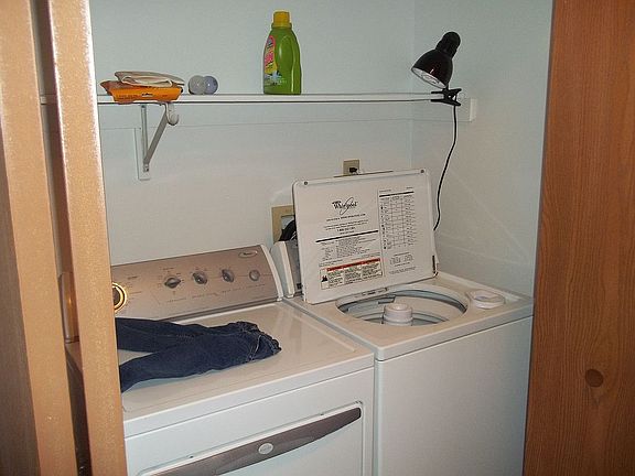 5th image of 6111 Leyden Ln