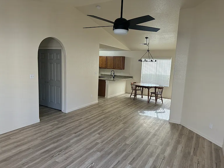 8501 Vista Chamisa Ln SW — Photo 6
