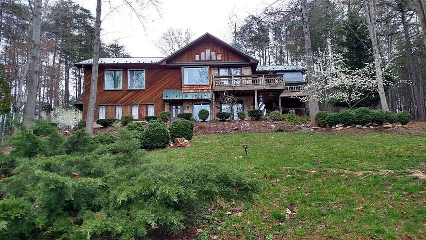 AFFORDABLE WATERFRONT