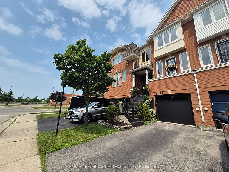 2237 Prescott Pl — Photo 39