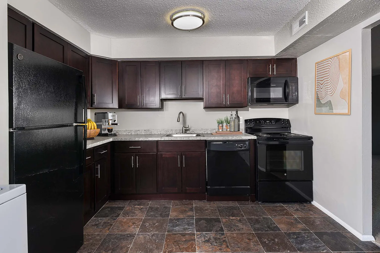 1900 Park Ave #C-c1 photo 1