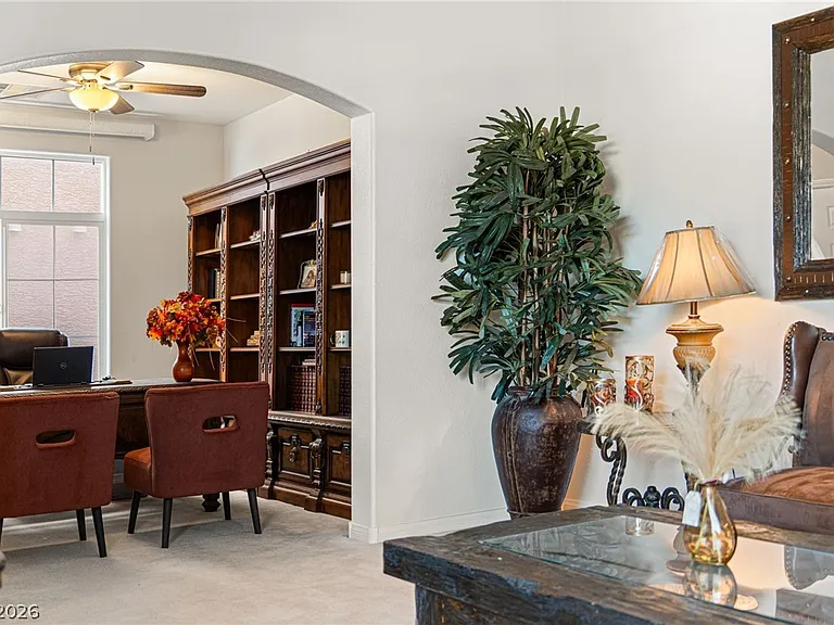 8929 Glenistar Gate Ave — Photo 19