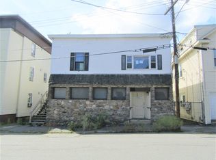 21 Market St, Fitchburg, MA 01420