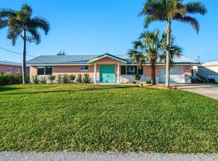 105 Leland St SE, Pt Charlotte, FL 33952