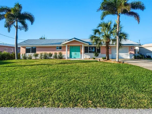 105 Leland St SE, Pt Charlotte, FL 33952