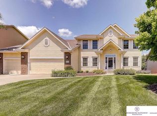 15110 Newport Ave, Omaha, NE 68116