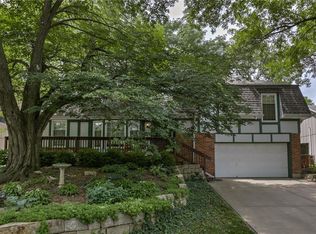 14708 W 90th Ter, Lenexa, KS 66215