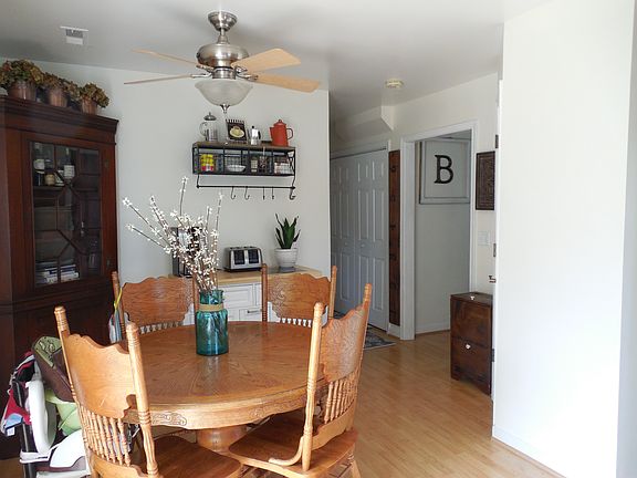 5th image of 9406 Malcott Ct